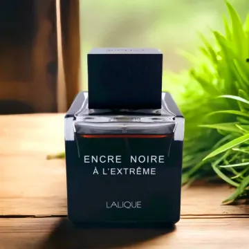 Lalique Encre Noire à L'Extrême Sample
